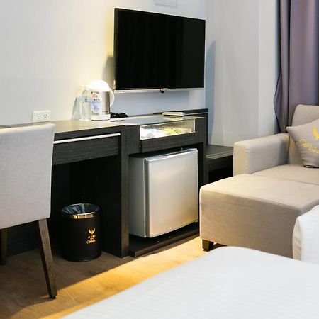 Wish Inn Hotel Kaohsiung Dış mekan fotoğraf
